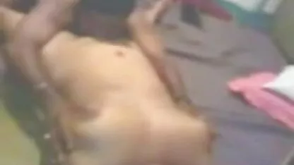 उसने उसे गांड में घुसा दिया सेक्स की मूवी हिंदी में