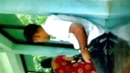 रेडहेड सेक्सी हिंदी मूवी में पतला गुदा प्रशिक्षण