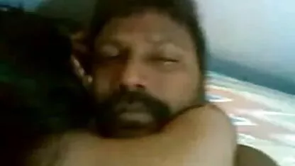 संकीर्ण आंखों वाली मालिश सेक्सी हिंदी मूवी वीडियो में करने वाले ने अपने ग्राहकों के साथ बकवास न करने का वादा किया