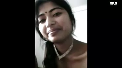 पति जेन डार्लिंग के साथ भूमिका निभा रही हिंदी में सेक्सी पिक्चर मूवी हैं