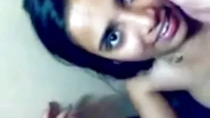 रेडहेड वेश्या जेई रोज अनड्रेस्ड सेक्सी हिंदी मूवी में