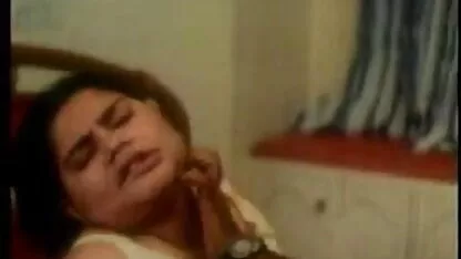 आसानी से एक फुल सेक्सी मूवी हिंदी में सदस्य पिघला