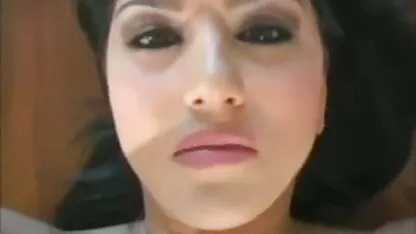 लड़की गधा और बिल्ली में सेक्सी हिंदी मूवी वीडियो में थरथानेवाला के साथ हस्तमैथुन