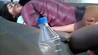 एक गैंगबैंग को सेक्सी मूवी दिखाइए हिंदी में लालच दिया