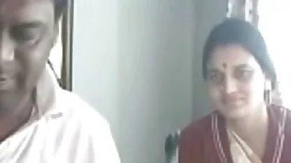 सेक्सी लड़की सेक्सी हिंदी मूवी वीडियो में ने खुद को सहलाया जबकि कोई नहीं था