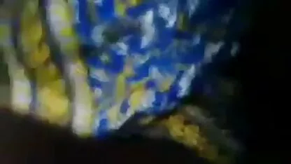 लड़कियों ने दोस्तों के सामने अपने पैर सेक्सी मूवी दिखाओ हिंदी में फैला दिए