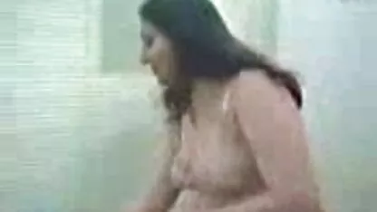एजे Applegate ने अपने प्यारे आदमी हिंदी में फुल सेक्स मूवी के एक सदस्य को दूध पिलाया