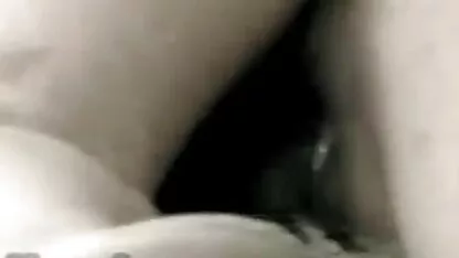 फीनिक्स मैरी अपने प्रेमी के लिंग को प्रेमिका के साथ साझा करती हिंदी में सेक्सी मूवी है