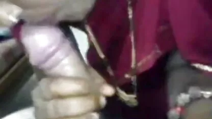 मोनिका और वरुणका एक मूवी सेक्सी फिल्म वीडियो में कार वॉश में