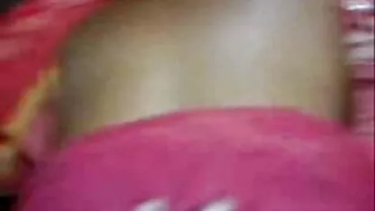 उसने एक हिंदी में फुल सेक्सी फिल्म भावुक चुंबन के साथ लड़की को रोका