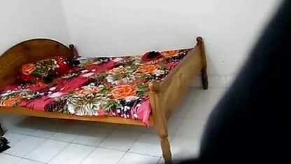 शानदार sluts उनके pussies के हिंदी में फुल सेक्सी मूवी साथ खेलते हैं