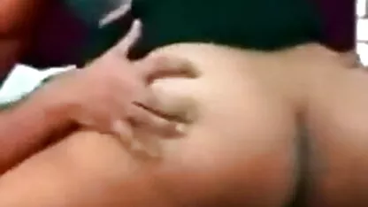 रहने वाले कमरे में परिपक्व सेक्स की मूवी हिंदी में महिला दोस्त