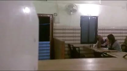 नियमित आदमी ने कास्टिंग सेक्सी हिंदी मूवी वीडियो में में गोरा जेनिफर को गड़बड़ कर दिया
