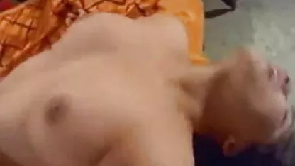 फिटिंग रूम में छोटी गोरी मूवी सेक्सी हिंदी में वीडियो लड़की