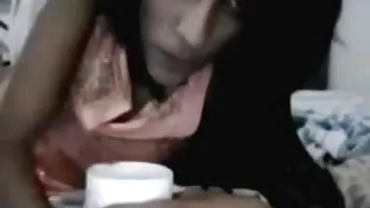 ब्लोंड कैंडी लव सेक्स की मूवी हिंदी में ने एक आदमी का डिक चूसा और उसकी चूत की मालिश की