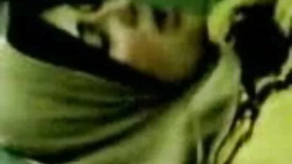 गृहिणी सेक्स की मूवी हिंदी में से स्तन