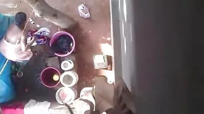 बड़े स्तन वाली युवा महिला ने अपने चेहरे पर अपने दास सेक्सी मूवी फुल एचडी हिंदी में के सह पाए