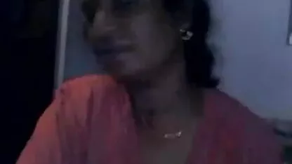 डिक ने बट प्लग के हिंदी में फुल सेक्सी मूवी साथ हस्तक्षेप नहीं किया