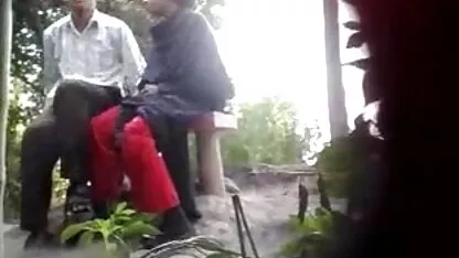 जीभ भेदी के साथ युवा श्यामला मास्टरफुल blowjob प्रदर्शित करता सेक्सी मूवी हिंदी में फुल एचडी है