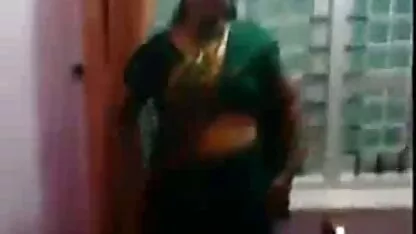 सुंदर सेक्सी मूवी दिखाओ हिंदी में गोरा सेक्स बम
