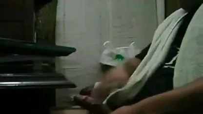 बार के सेक्सी एचडी मूवी हिंदी में कई पुरुषों के साथ यौन संबंध बनाने के लिए सहमत हुए