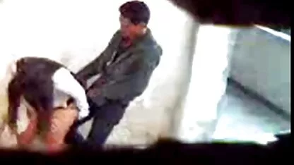 गोरा माया मूवी सेक्सी हिंदी में वीडियो हिल्स सोफे पर सेक्स के लिए नस्ल
