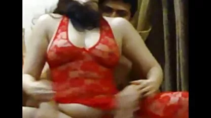 इस आदमी ने हिंदी में सेक्सी फुल मूवी बदनाम बॉस रोमी वर्षा के साथ सेक्स करने के बाद शांत हो गया
