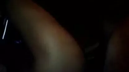 पियानोवादक एक tanned लड़की हिंदी में सेक्सी वीडियो मूवी fucks