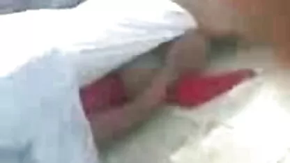 टैटू में आदमी ने वेश्या सेक्सी मूवी वीडियो हिंदी में को उतार दिया