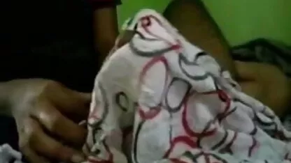 बहकावे में सेक्सी हिंदी मूवी वीडियो में घर पर खेल