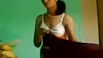 शावर में सेक्सी मूवी फिल्म हिंदी में गड़बड़