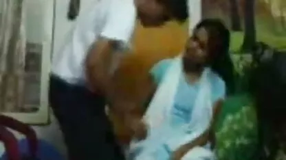 पतली लड़की अजी सेक्सी मूवी हिंदी में वीडियो